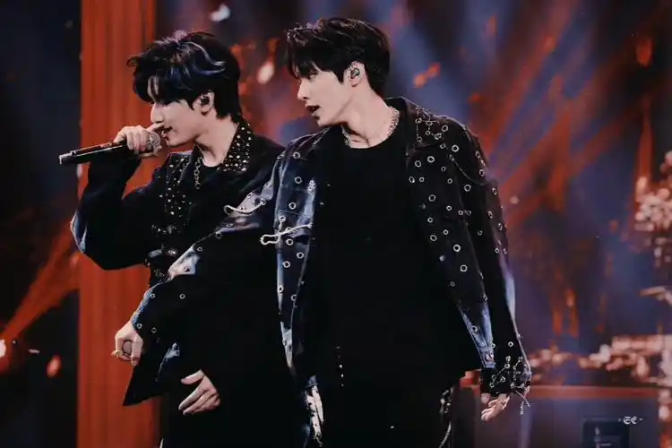 少年onfire饭拍时代少年团刘耀文严浩翔炸裂rap演绎巴比伦王牌双ayyds