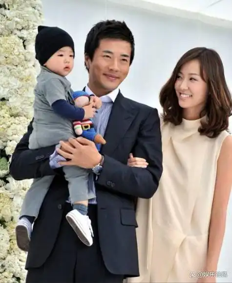 他是《天国的阶梯》男主,如今42岁权相佑帅气依旧,还撞脸罗晋!