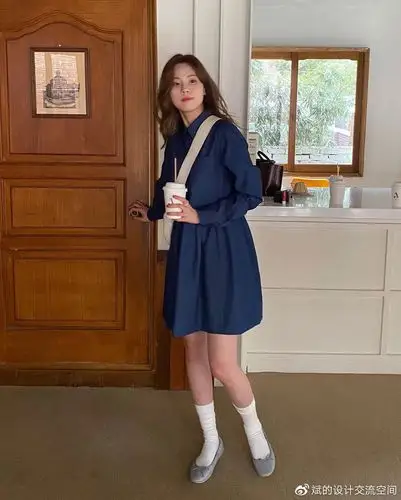 流行时尚2021春夏学会蓝色系穿搭轻松get春夏盐系少女风