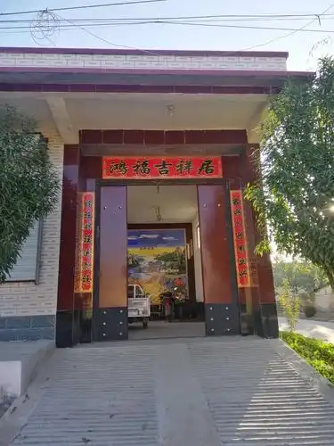 农村民宅大门集锦 大门是一家人的脸面,既要进出方便,又要美观大方.