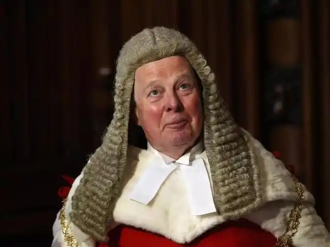 亚伯新校长即将上线他居然是英国最厉害的那个人