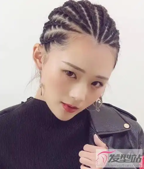 酷女孩适合扎什么发型这样扎酷炫有范显个性