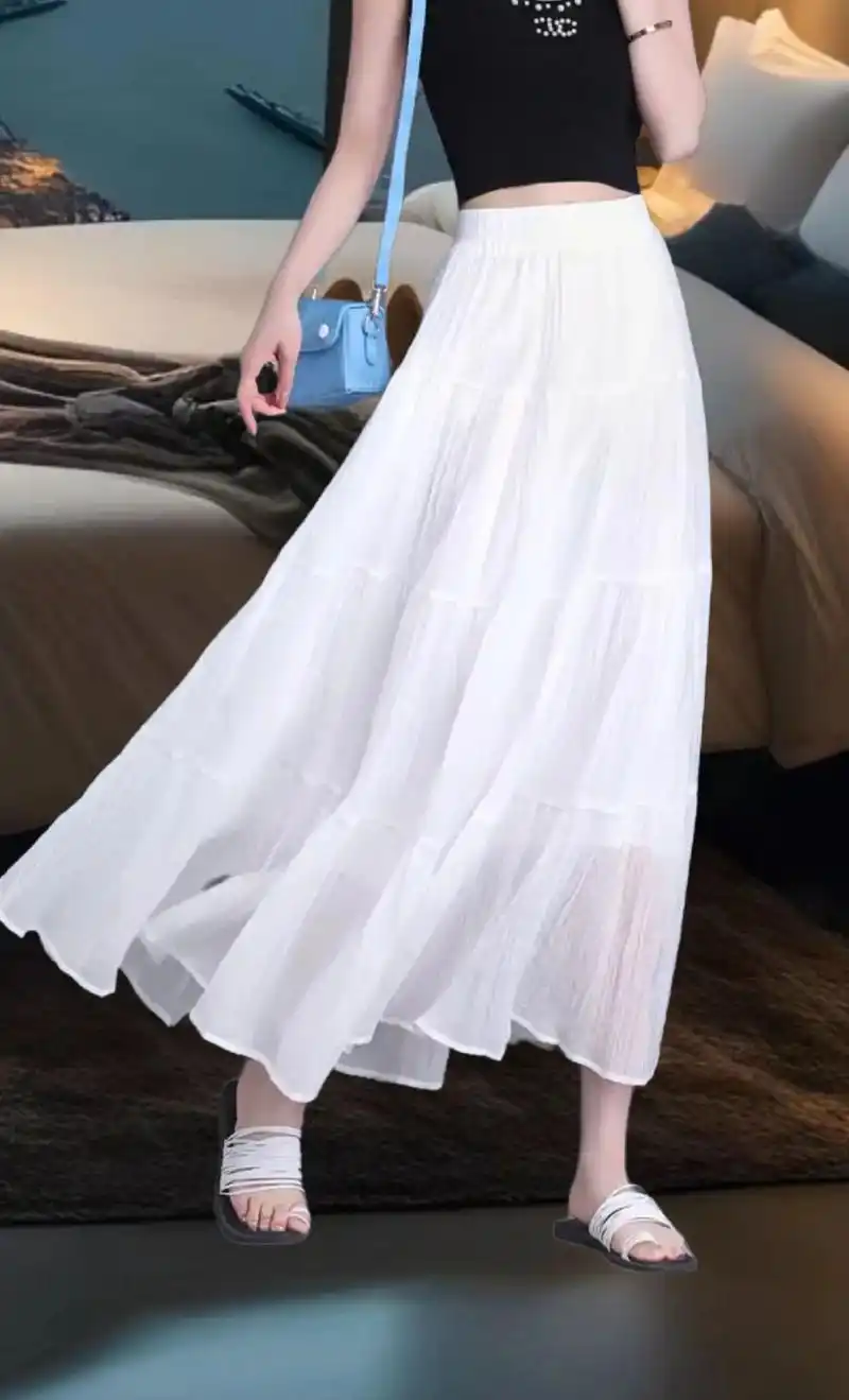 哥弟新款百褶裙,ins时尚半身裙,a字版型天丝横条大裙摆长裙 - 抖音