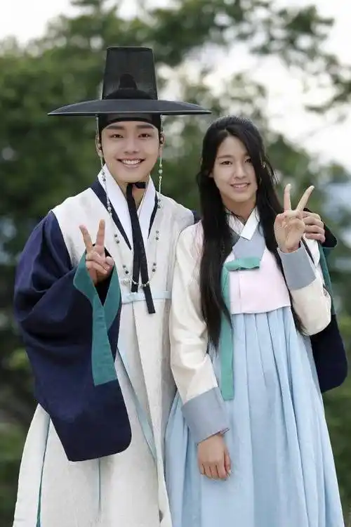 《橘子果酱》剧照 吕珍九 李宗泫