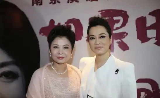 董文华:我这辈子运气最好的事,就是嫁给了一个优秀的丈夫