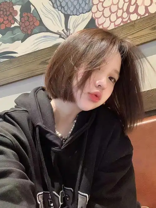 我去我黄皮第一次染这么显白的香槟棕