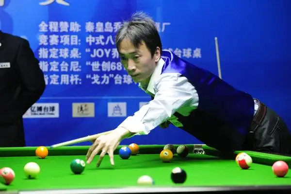 李贺连赢四局7-6胜王云 与史伟达争胜部出线权