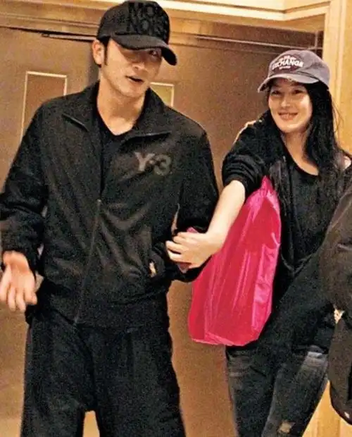 吴卓羲疑似官宣恋情高调发文惹关注女方身世被扒太可怜