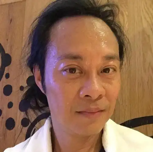 娶草蜢乐队蔡一智:娶黑帮大哥的前妻!现在54岁