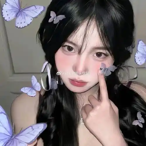 高冷感女生头像    #女生头像##好看的女生头像##女生头像ins