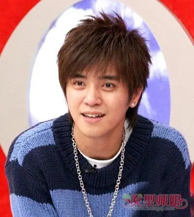 社会青年男生剃毛碎头发型非主流头发颜色炫出潮流2