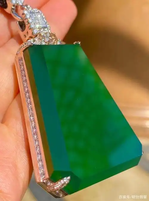 翡翠精品无事牌