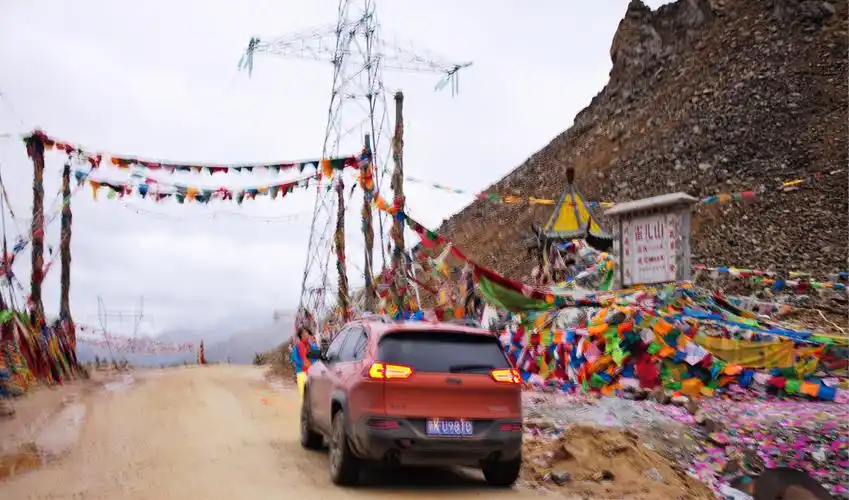 雀儿山垭口(甘孜德格g317线)