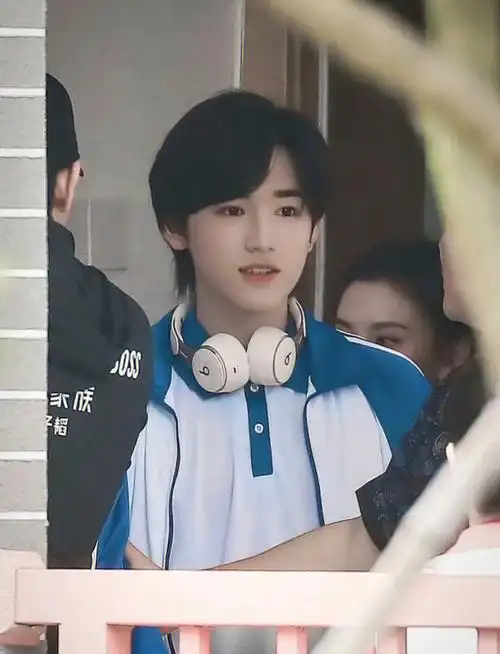 宋亚轩神仙照片