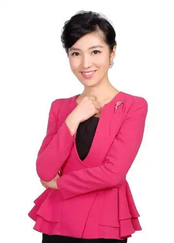 资料2014smg名优主持人候选人何卿