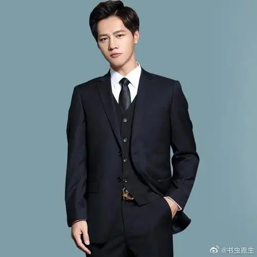 正装职场男士发型