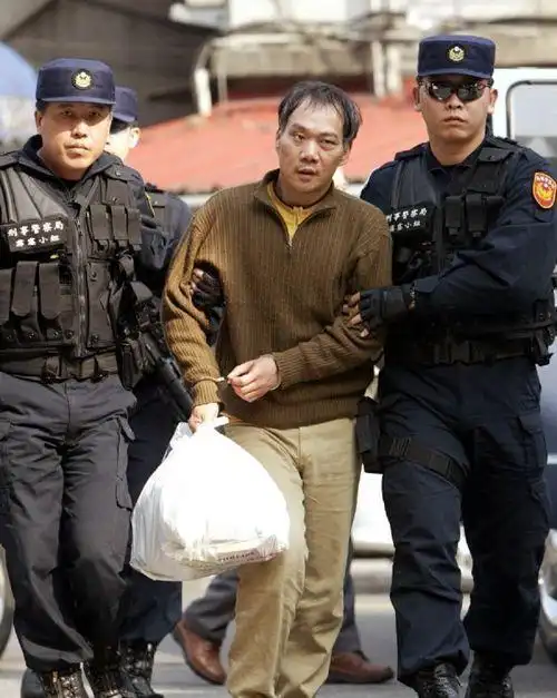 台湾悍匪张锡铭警察见了他也要报警在人质中口碑却很好