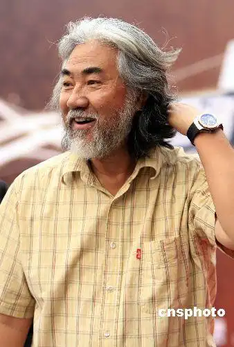 导演张纪中由于知错就改有望入选年度绿色人物