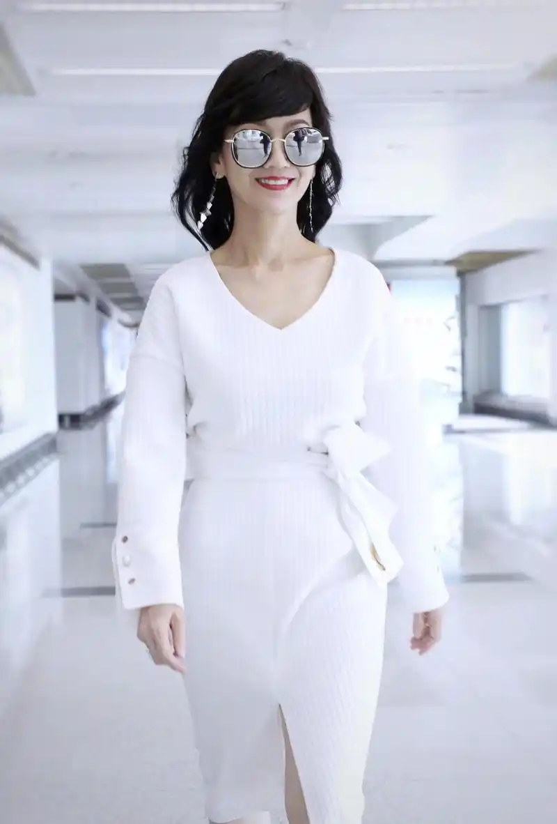 赵雅芝的不老神话!70岁少女感让她跨越世纪的美丽之谜!