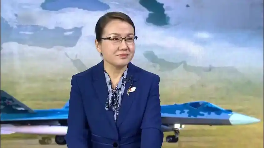 军事家李莉生活照视频在线观看 - 西瓜视频