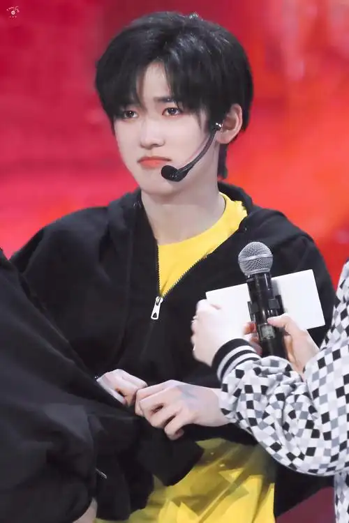 tnt时代少年团宋亚轩 /.