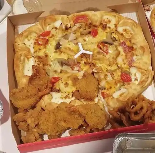 必胜客(朝内宅急送店)-"离单位很近的宅急送,今年买了必胜客的优惠.