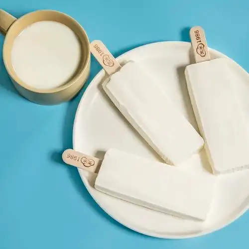 雪糕激凌冰淇淋棒支网红童年牛奶香草小白jun冰淇淋