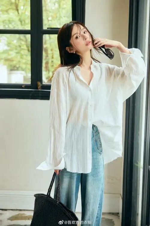 简简单单的微透衬衫,百搭基础款很好搭配  面料选择了一块纯棉的涛破
