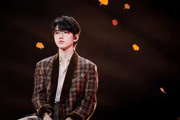 火力全开宋亚轩黄昏