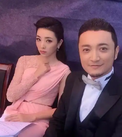 李思思的老公简历(李思思的老公资料简介照片 结婚照) | 一恒网销学