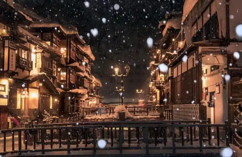 千与千寻取景地银山温泉