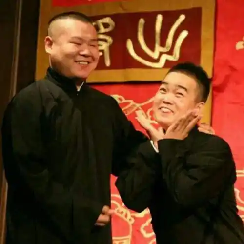 原创34岁岳云鹏升级当爷爷徒弟尚筱菊喜得贵子