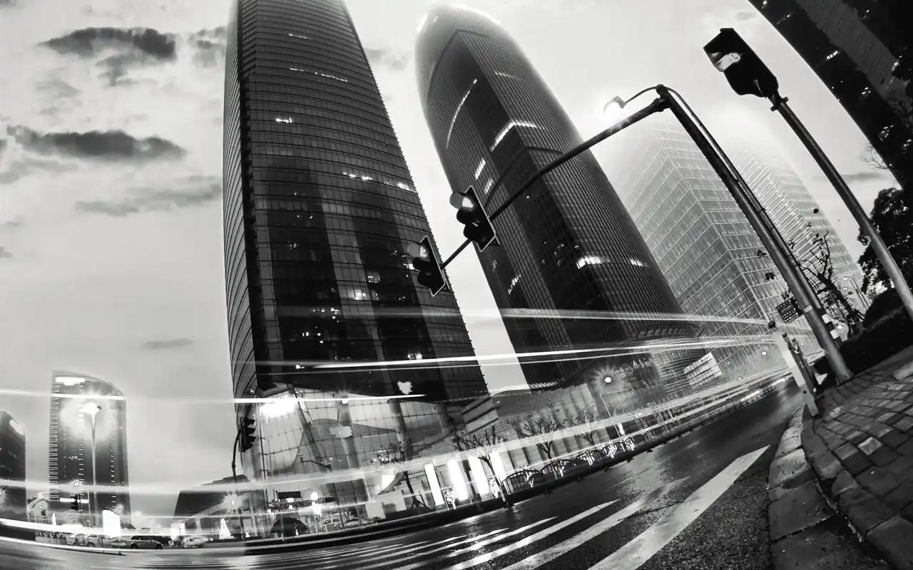 城市高楼建筑黑白摄影图图片桌面壁纸