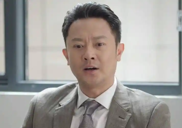 没想到,印小天会以这个角色翻红,他的演技打了多少流量明星的脸_符祥