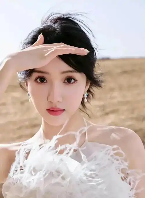 苏晓彤明星壁纸3