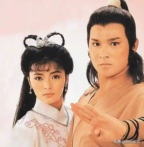到22岁时,刘德华已经成为了《神雕侠侣》中的男主角杨过,出色的表现让