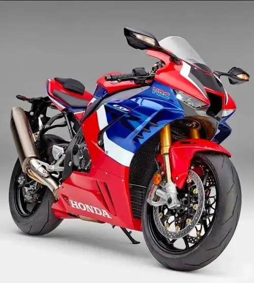 它的售价也成为焦点,纷纷猜测这台超级摩托车肯定不便宜,如今本田率先