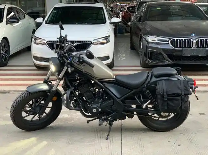 转让自用本田cm300摩托车