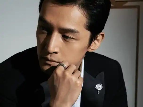 够狠导演:胡歌遭遇让人明白,张国荣当年的说法并非虚言