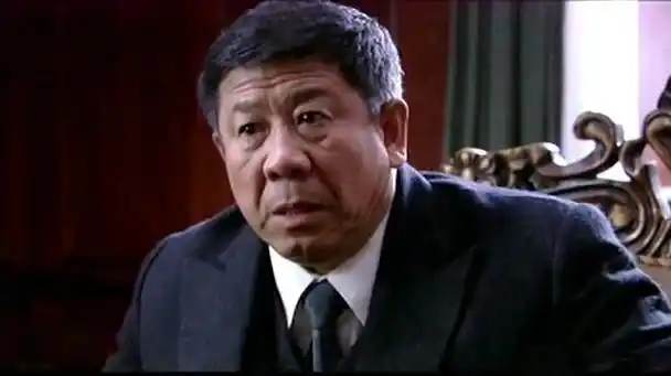 悬崖# #张嘉译改名张嘉益