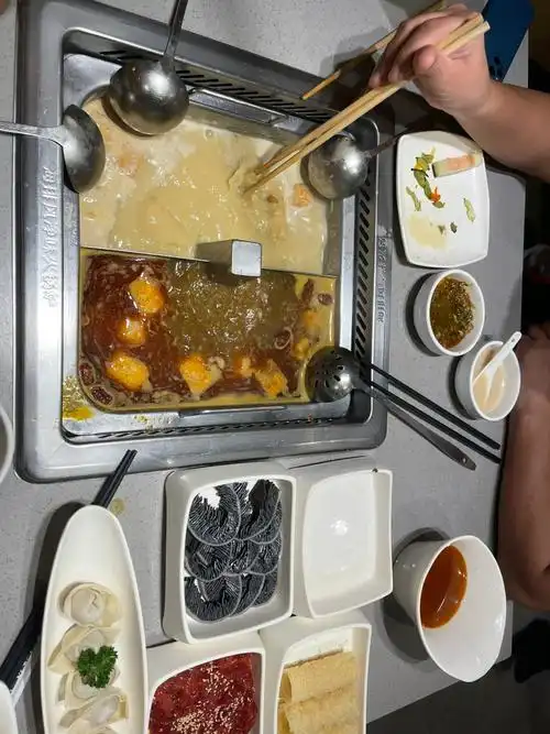 不太成功的grandindonesia海底捞自制锅底