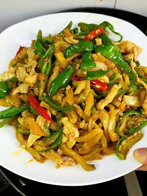 家常下饭菜之榨菜肉丝江西菜