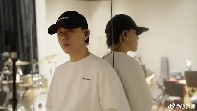 胡彦斌2024是一场烟火巡回演唱会