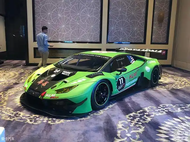 土豪们的玩物兰博基尼huracángt3evo特别版首发