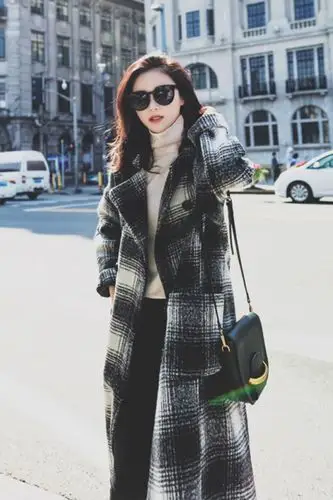 2017冬季新款韩版加厚黑白格子毛呢外套女中长款宽松呢大衣