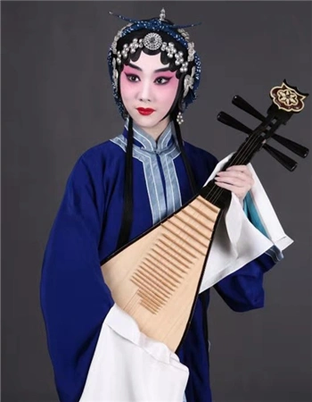 《秦香莲》 张睿桢 饰 秦香莲