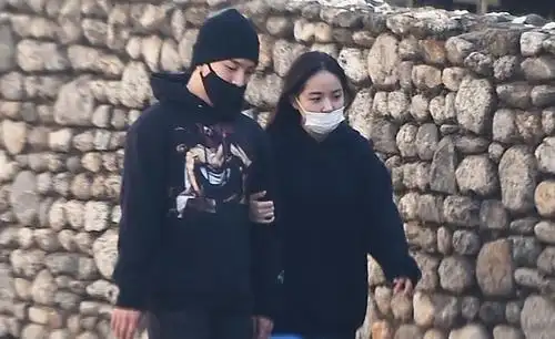 "宠妻狂魔"东永裴:对闵孝琳一见钟情,为她举办世纪婚礼_腾讯新闻