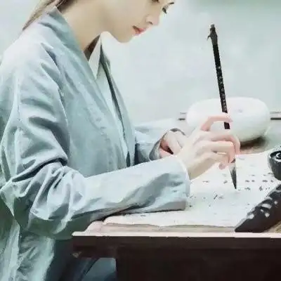 最新古风女生头像