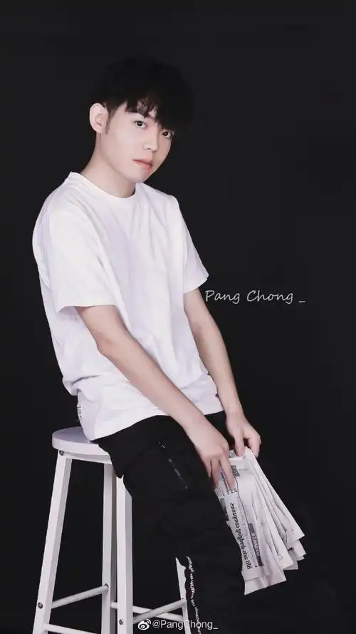 孙九芳图源见水印抱图前看看简介 - 堆糖,美图壁纸兴趣社区