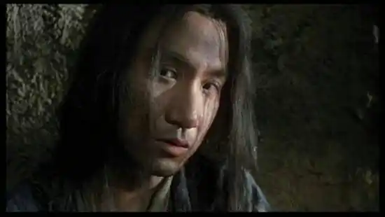 19楼 张学友在《东成西就》里面丐帮帮主洪七的扮相,十分搞笑